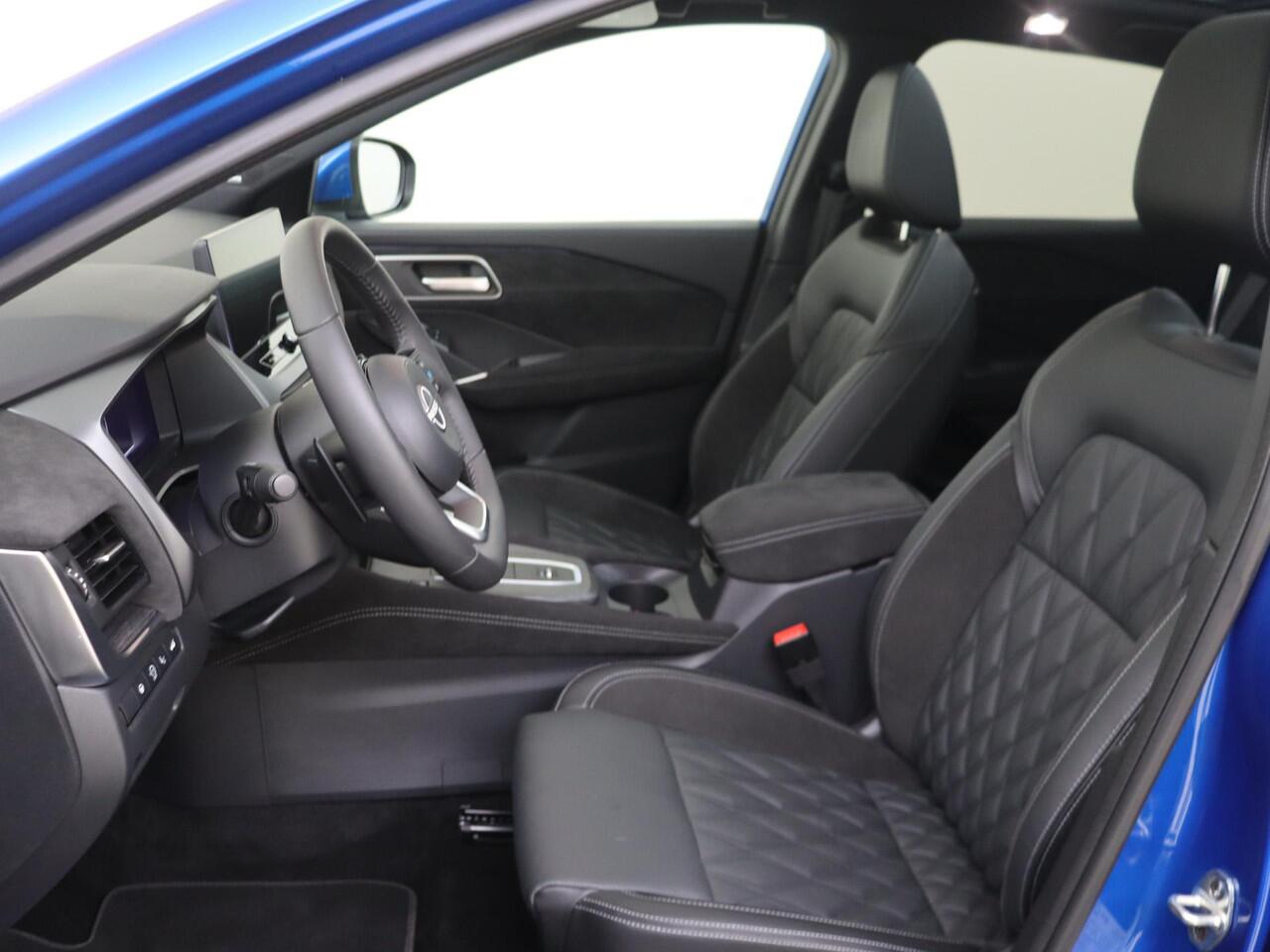 Nissan QASHQAI 1.3 MHEV Xtronic Tekna Plus 158PK | BOSE | Panorama-dak | 360 Camera | Stoelverwarming | Matrix LED | Head-up display | Lichtmetalen velgen 20" | Navigatie