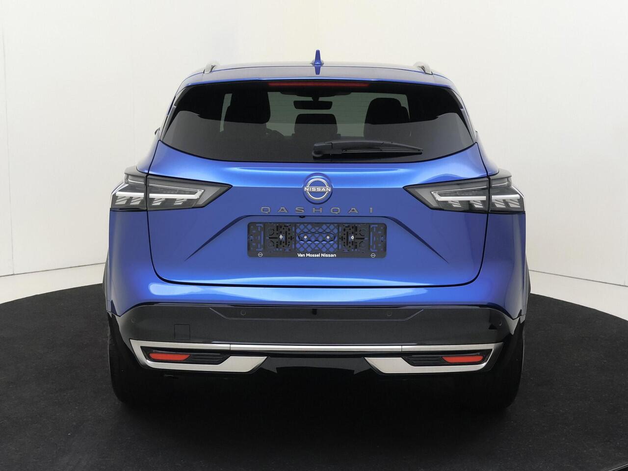 Nissan QASHQAI 1.3 MHEV Xtronic Tekna Plus 158PK | BOSE | Panorama-dak | 360 Camera | Stoelverwarming | Matrix LED | Head-up display | Lichtmetalen velgen 20" | Navigatie