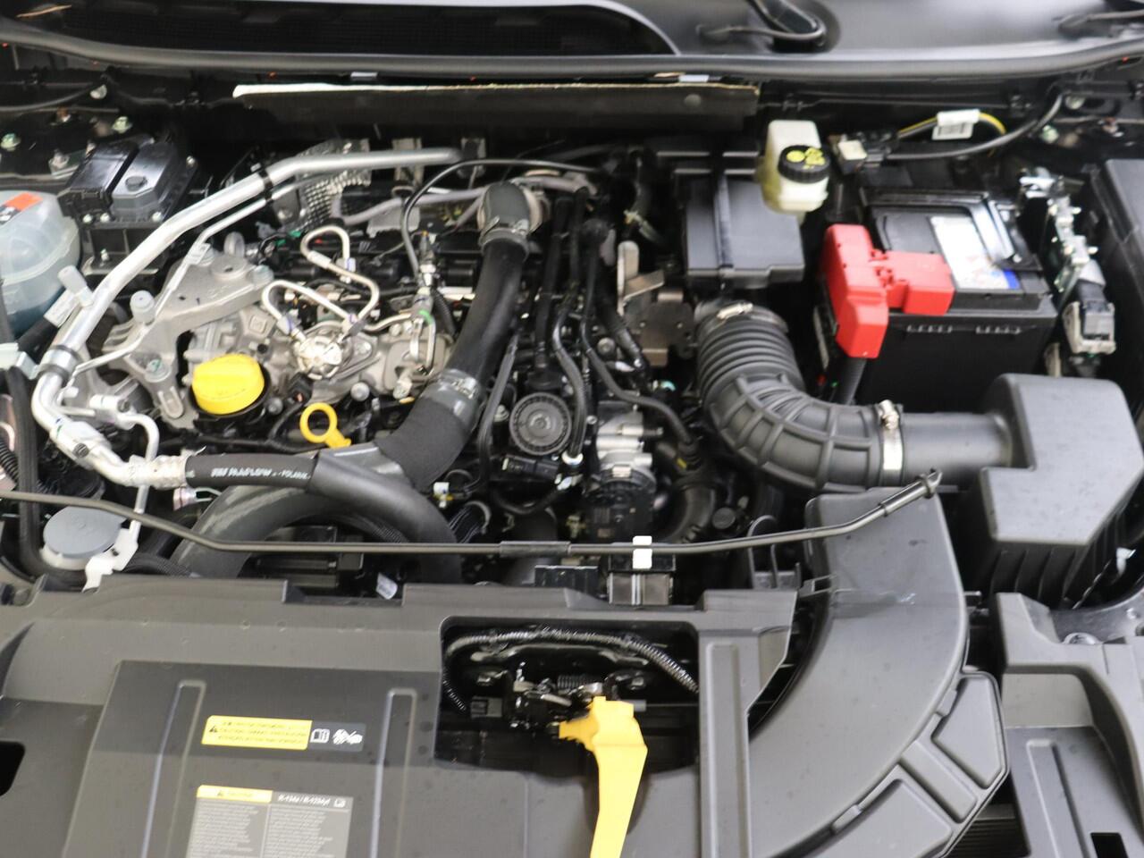 Nissan QASHQAI 1.3 MHEV Xtronic Tekna 158PK | 360 Camera | Stoelverwarming | Head-up display | Matrix LED | Navigatie | Leder | Keyless | Lichtmetalen velgen 19"