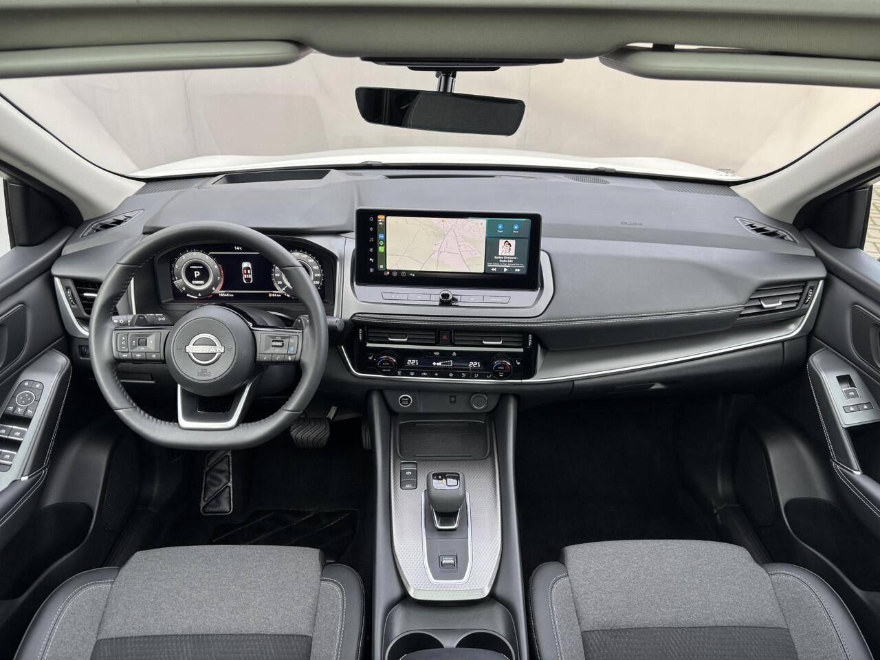 Nissan QASHQAI 1.3 MHEV Xtronic N-Connecta / Fabrieksgarantie tot 03-2028 < 100.000 km / Panoramadak / Head-up display / Elek. Klep / Cold Pack / Easy Pack / Facelift / Trekgewicht 1800 kg / Elektrische achterklep / Stuur-, Stoel en Voorruit verwarming / Rondomzicht cam