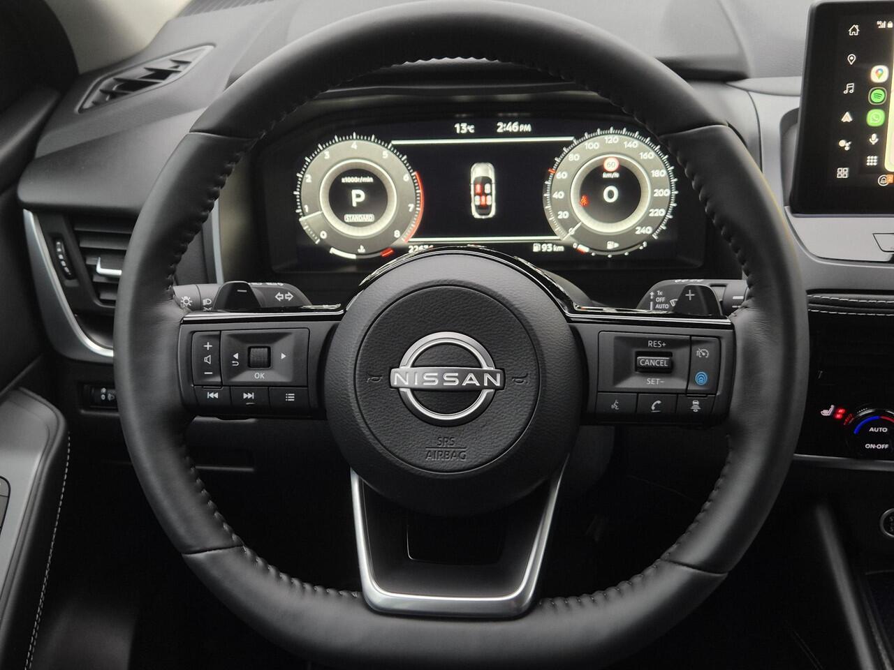 Nissan QASHQAI 1.3 MHEV Xtronic N-Connecta Automaat / Fabrieksgarantie tot 02-2028 / Panorama Dak / Facelift / Cold pack / Pack Easy / Allseason banden / HUD / Elektrische achterklep / Trekgewicht 1800 kg / Rondomzicht camera /