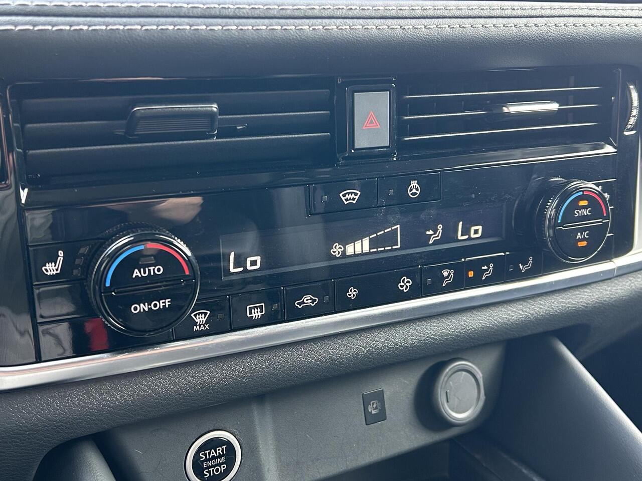 Nissan QASHQAI 1.3 MHEV Xtronic N-Connecta / Nieuw Model / Facelift / Cold Pack / Elektrische Achterklep / Head-up Display / All Season banden / Apple carplay / Android auto / Adaptieve cruise control