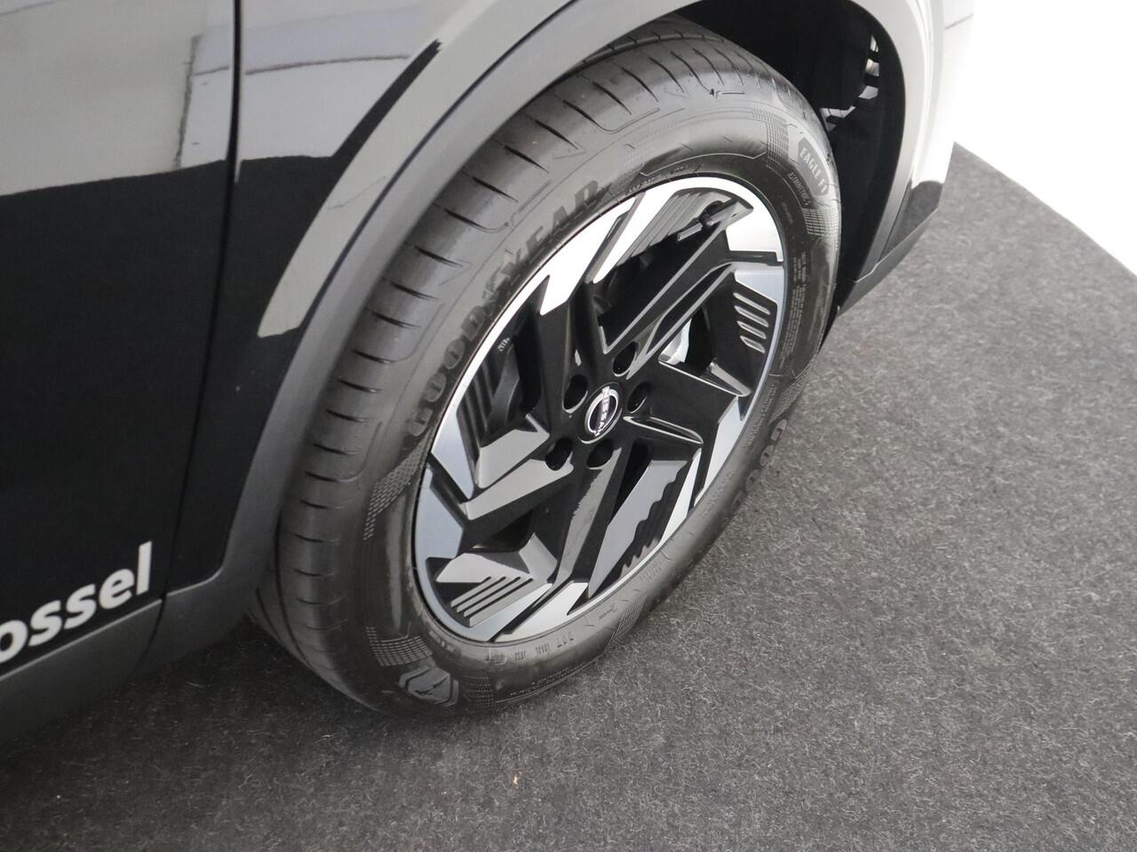 Nissan QASHQAI 1.3 MHEV N-Connecta Cold pack | Panorama dak | Stoelverwarming | 360 Camera |