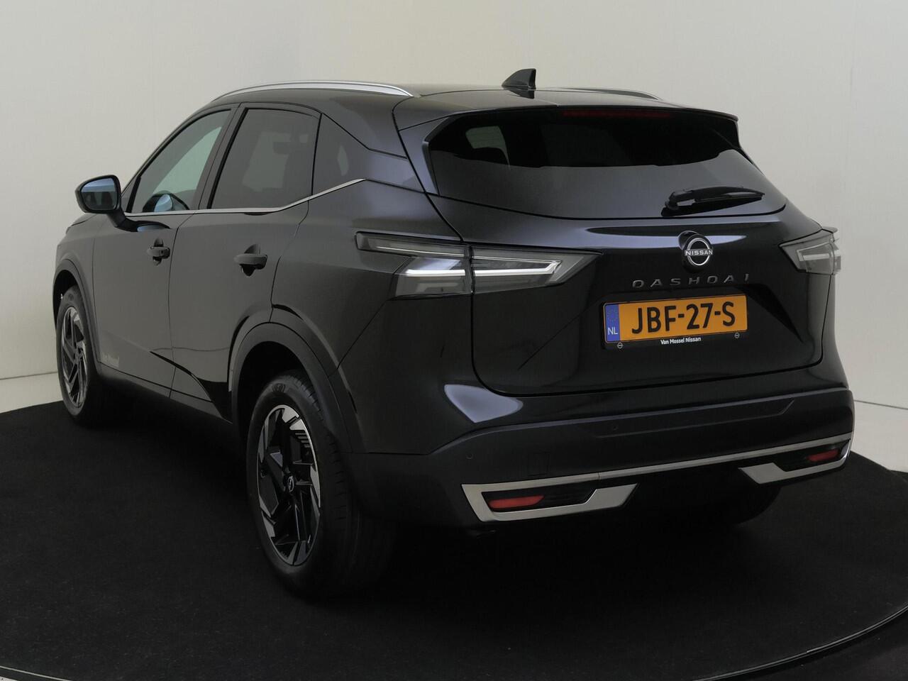 Nissan QASHQAI 1.3 MHEV N-Connecta Cold pack | Panorama dak | Stoelverwarming | 360 Camera |