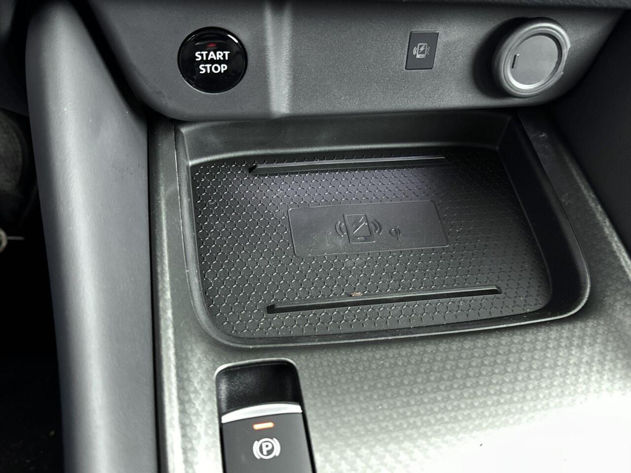 Nissan QASHQAI 1.5 e-Power N-Connecta | Apple Carplay & Android Auto | Stoel- stuurverwarming | Panoramadak | 360 Camera | Parkeersensoren