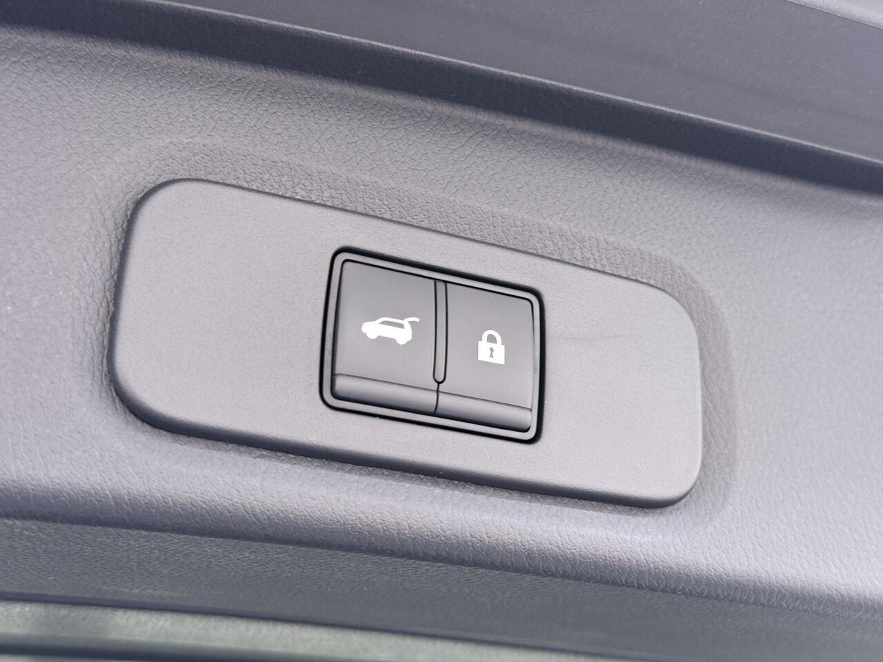 Nissan QASHQAI 1.3 MHEV Xtronic N-Connecta VAN ¤ 35.900, - VOOR ¤ 31.877,- UW LENTEVOORDEEL ¤ 4.023,-! | FABRIEKSGARANTIE| PANO| VOORRUITVERWARMING| STOEL + STUUR VERWARMING| 360 CAMERA| DODE HOEK| HEAD-UP| ELEK. ACHTERKLEP