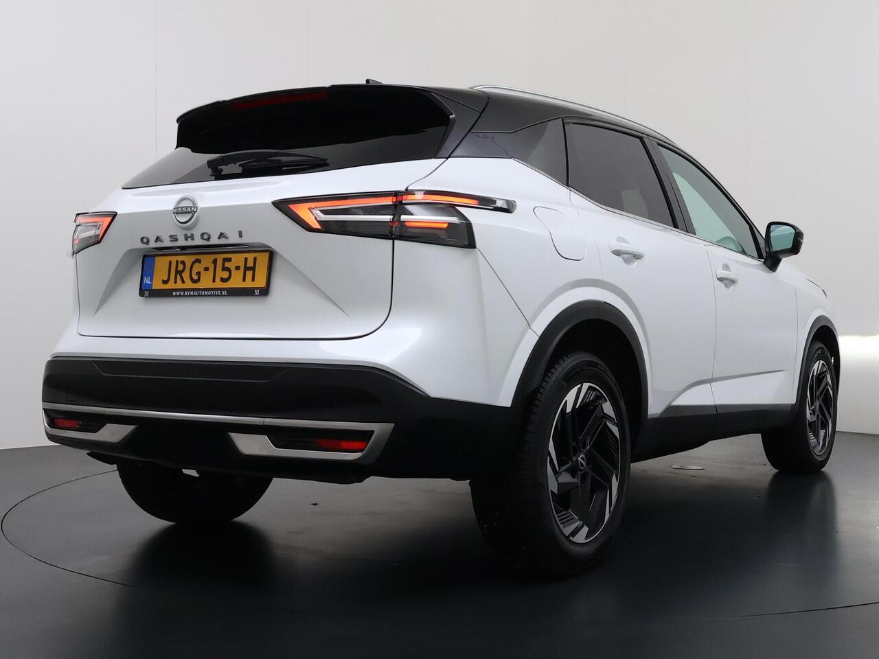Nissan QASHQAI 1.3 MHEV Xtronic N-Connecta VAN ¤ 35.900,- VOOR ¤ 31.877,- UW LENTEVOORDEEL¤ 4.023,-! | FABRIEKSGARANTIE| PANO| VOORRUITVERWARMING| STOEL + STUUR VERWARMING| 360 CAMERA| DODE HOEK| HEAD-UP| ELEK. ACHTERKLEP