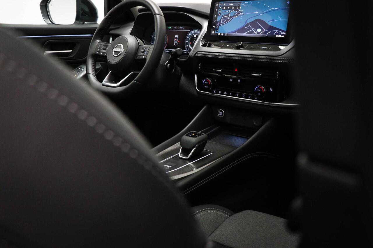 Nissan QASHQAI 1.3 MHEV Xtronic N-Connecta | PANORAMADAK | HEAD UP | STUURVERWARMING | DAB | APPLE | 360 CAMERA