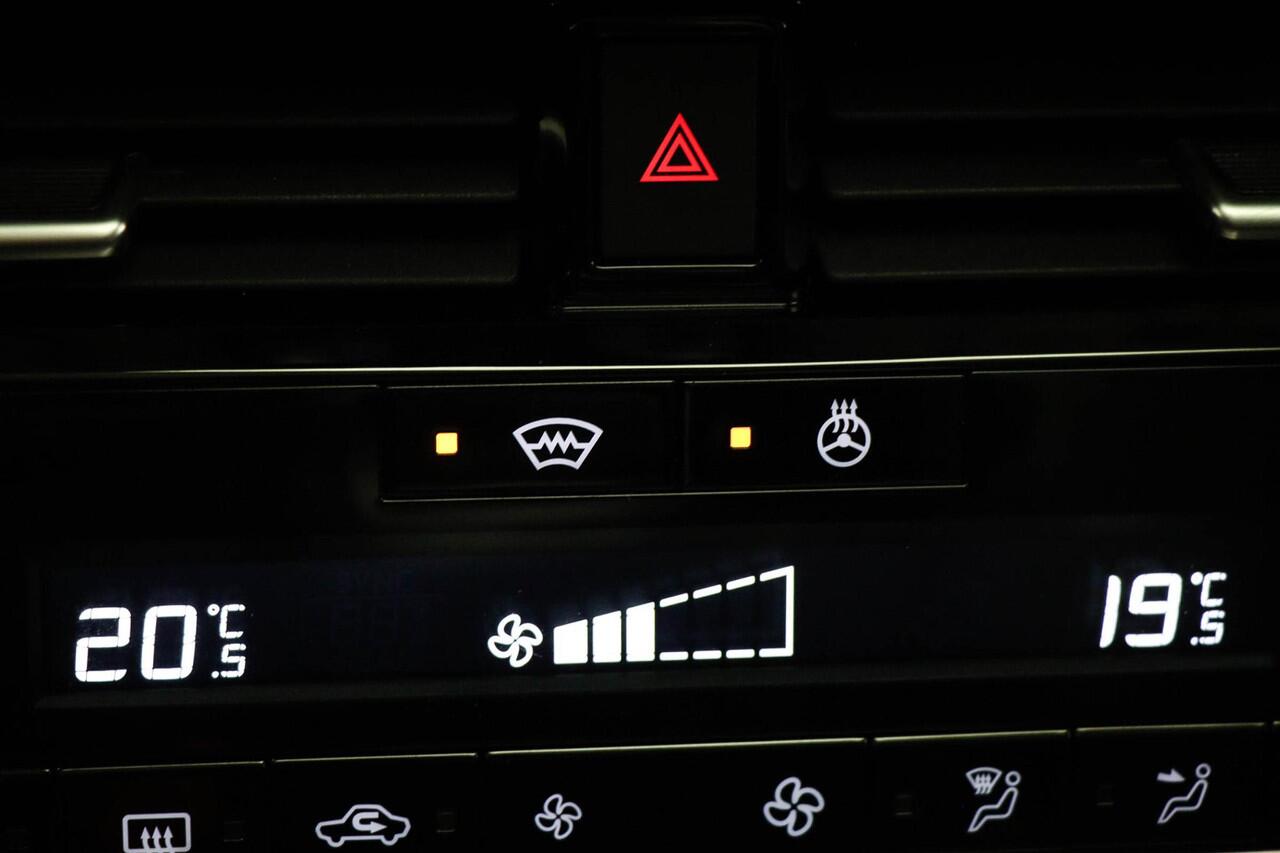 Nissan QASHQAI 1.3 MHEV Xtronic N-Connecta | PANORAMADAK | HEAD UP | STUURVERWARMING | DAB | APPLE | 360 CAMERA