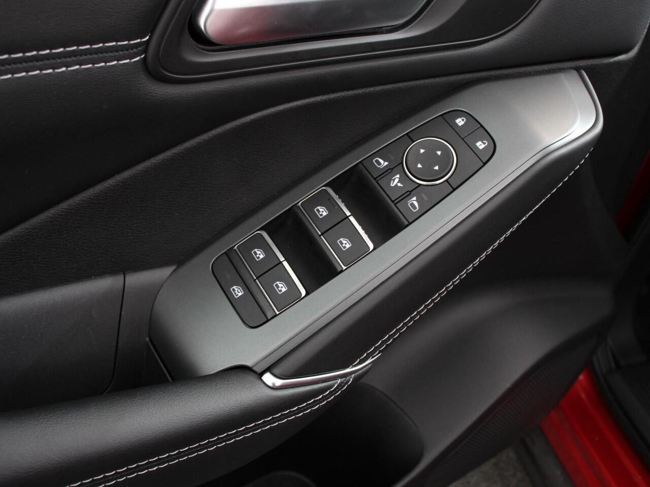 Nissan QASHQAI 1.3 MHEV Automaat N-Connecta | Navigatie | Climate Control | Sfeerverlichting | Camera 360 | Led | Dab | Verwarmde voorstoelen | Adaptive Cruise Control | Digitale Cockpit | Lichtmetalen Velgen