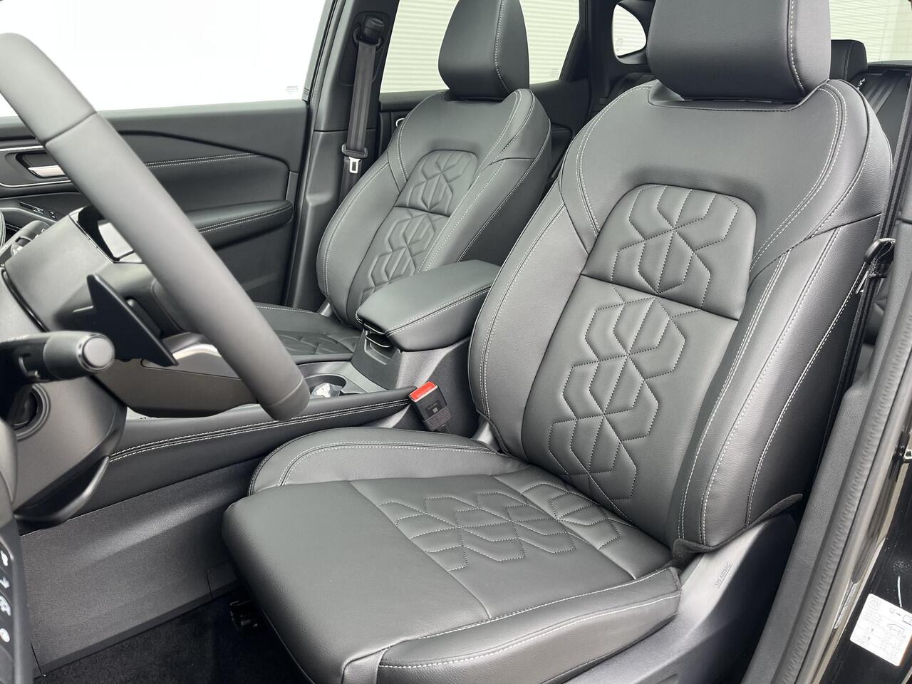 Nissan QASHQAI 1.3 MHEV Xtronic Business Premium / Bose / Stuur - stoel - voorruitverwarming / Panoramadak / Elektrische achterklep / Adaptieve Cruise / Head Up