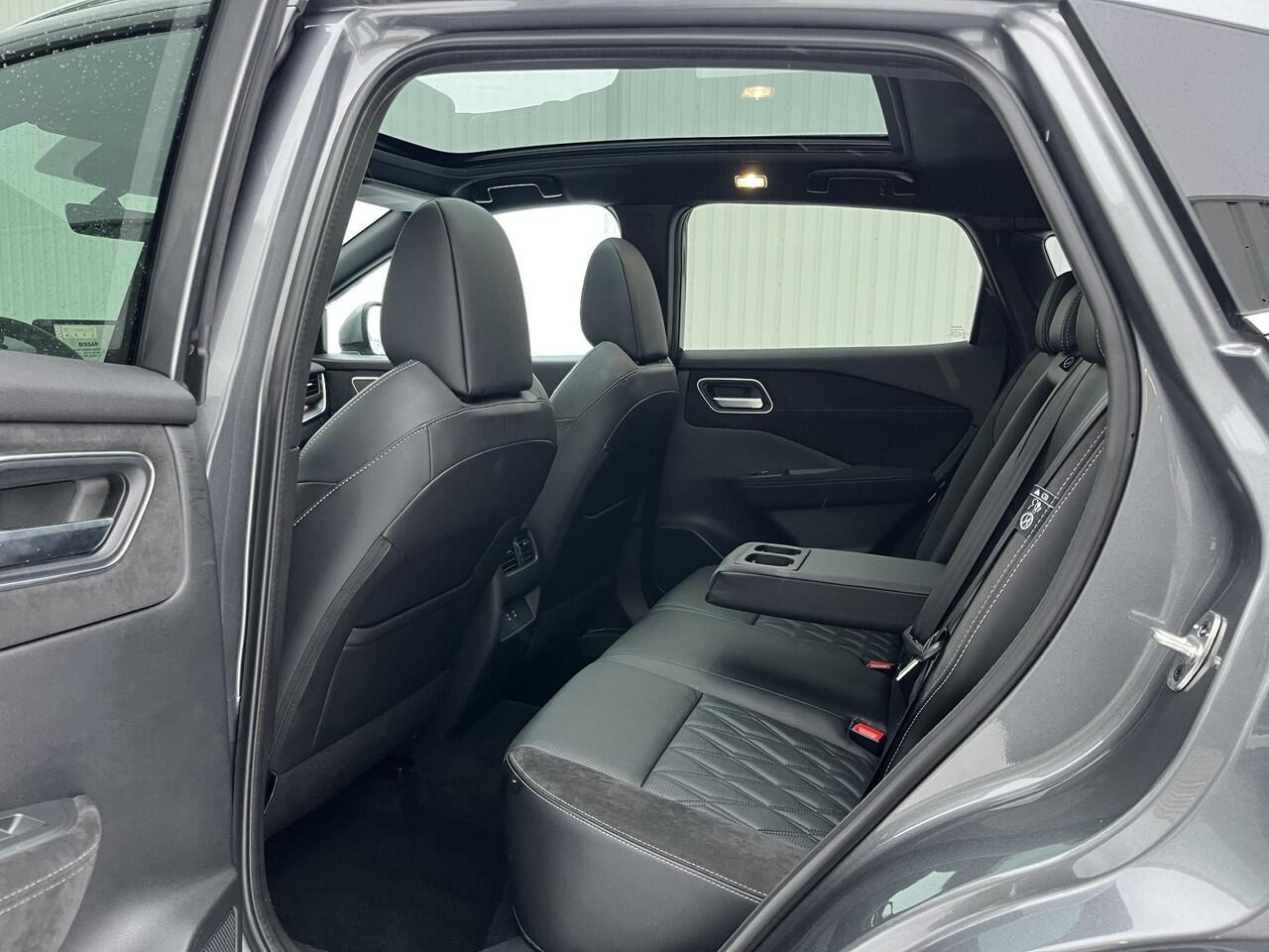 Nissan QASHQAI 1.3 MHEV Xtronic Tekna Plus | Navi/Clima/Adapt.Cruise/Head-Up/Leder/Apple Car-Play-Android Auto/Stoel+Stuur+voorruitverwarming