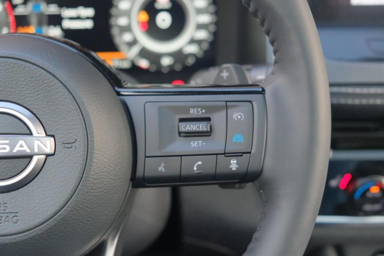 Nissan QASHQAI 1.3 MHEV 158pk Xtronic Tekna | Navi | Adaptive Cruise | 360° Camera | Leder | Head-up Display | Panoramadak | Keyless | Cold Pack