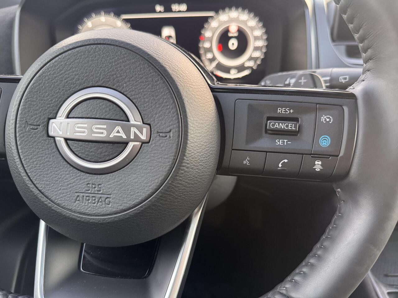 Nissan QASHQAI 1.3 Tekna /360 CAMERA / PANO /HEAD UP / MASSAGE STOEL /