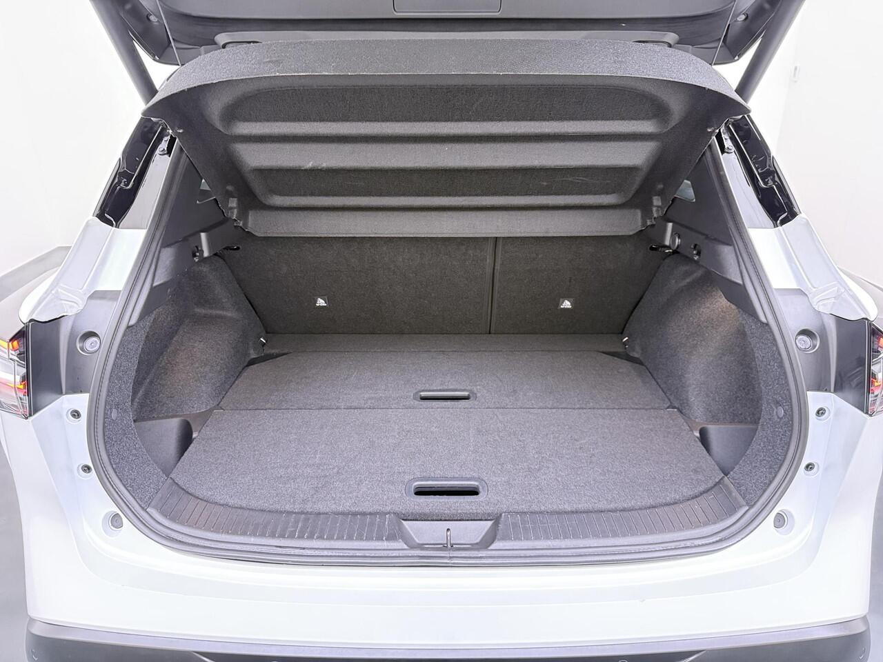 Nissan QASHQAI 1.3 MHEV Xtronic N-Connecta VAN ¤ 35.900,- VOOR ¤ 31.877,- UW LENTEVOORDEEL ¤ 4.023,-! | 1.3 MHEV Xtronic N-Connecta | FABRIEKSGARANTIE| PANO| VOORRUITVERWARMING| STOEL + STUUR VERWARMING| 360 CAMERA| DODE HOEK| HEAD-UP| ELEK. ACHTERKLEP