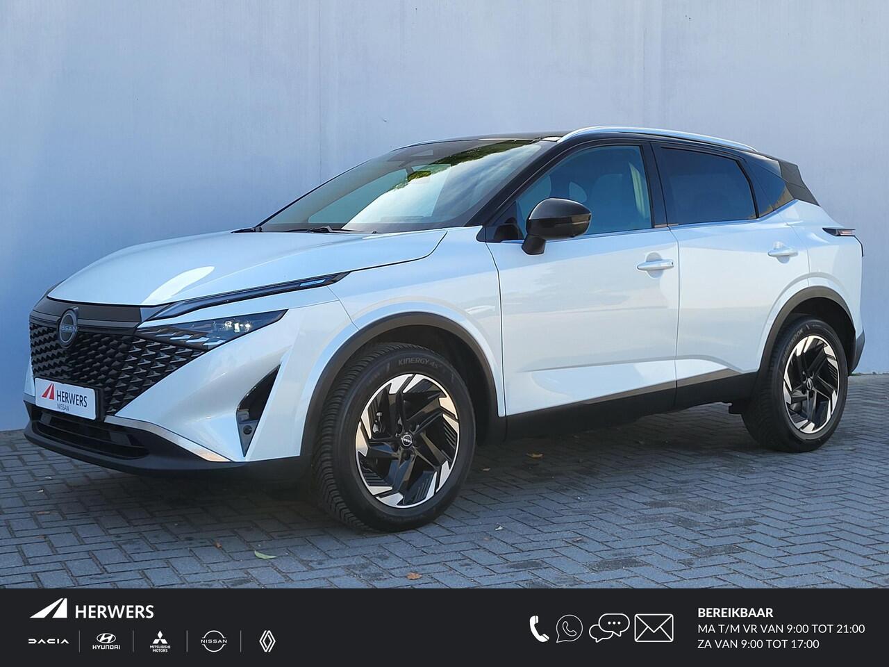 Nissan QASHQAI 1.3 MHEV Xtronic N-Connecta Automaat / HUD / Nieuw Model / Facelift / Design Pack / Cold Pack / Allseason banden / Trekgewicht 1800 kg / Stuur-, Stoel en Voorruitverwarming / Elektrische achterklep /Rondomzicht camera / Adaptief CC /