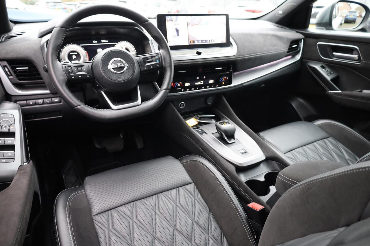 Nissan QASHQAI 1.3 MHEV Xtronic Tekna Plus HUD PANO BOSE LEER+ALCANTARA MEMORY ACC PRO-PILOT MASSAGE CARPLAY 360-CAMERA RUIT/STUUR/STOELVERWARMING DAB 20"LMV 2xKEYLESS ELEK.KLEP DODEHOEK/VERKEERSBORDDETECTIE ENZ.
