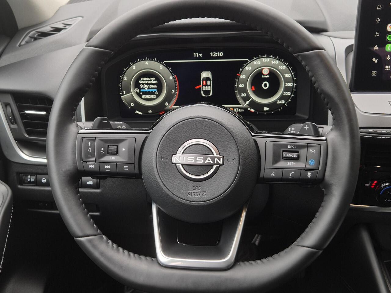 Nissan QASHQAI 1.3 MHEV Xtronic N-Connecta Automaat / Facelift / Fabrieksgarantie tot 03-2028<100.000 km / 1.800 kg trekgewicht / Panorama dak / Elektrische klep / HUD / Camera 360° / Cold pack & Pack Easy / Stuur-, stoel- en voorruitverwarming / Navigatie / Apple Carp