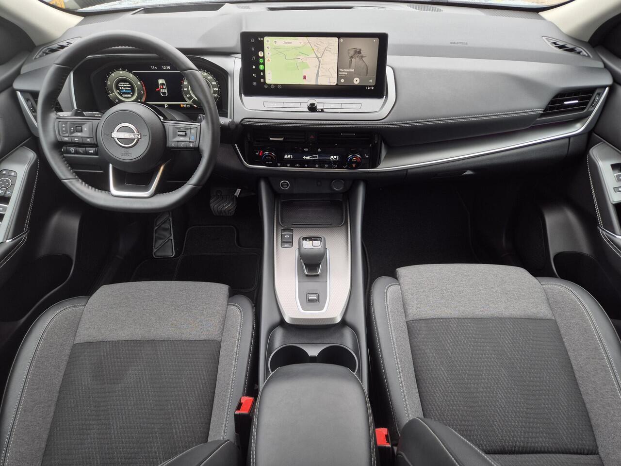 Nissan QASHQAI 1.3 MHEV Xtronic N-Connecta Automaat / Facelift / Fabrieksgarantie tot 03-2028<100.000 km / 1.800 kg trekgewicht / Panorama dak / Elektrische klep / HUD / Camera 360° / Cold pack & Pack Easy / Stuur-, stoel- en voorruitverwarming / Navigatie / Apple Carp