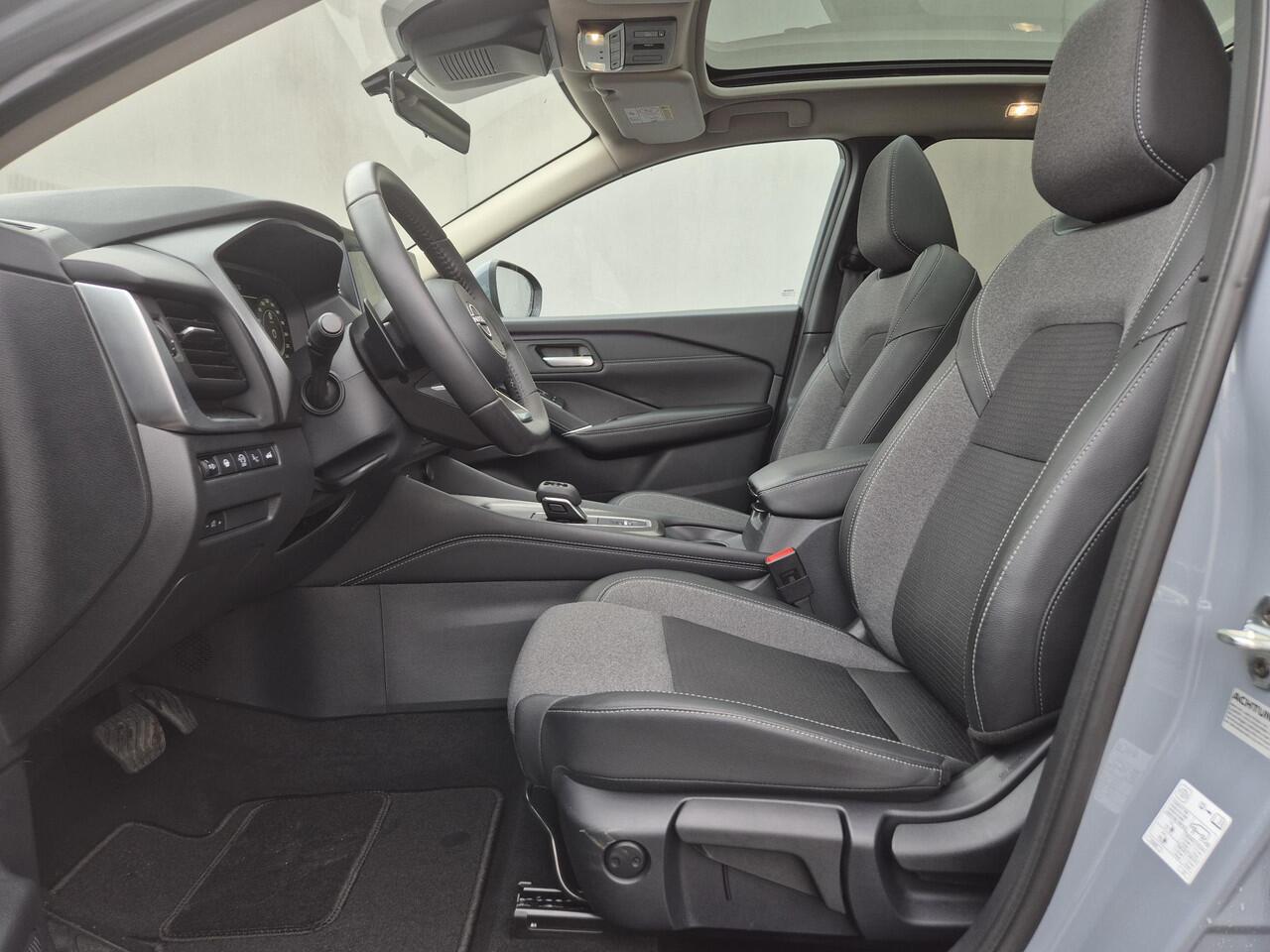 Nissan QASHQAI 1.3 MHEV Xtronic N-Connecta Automaat / Facelift / Fabrieksgarantie tot 03-2028<100.000 km / 1.800 kg trekgewicht / Panorama dak / Elektrische klep / HUD / Camera 360° / Cold pack & Pack Easy / Stuur-, stoel- en voorruitverwarming / Navigatie / Apple Carp