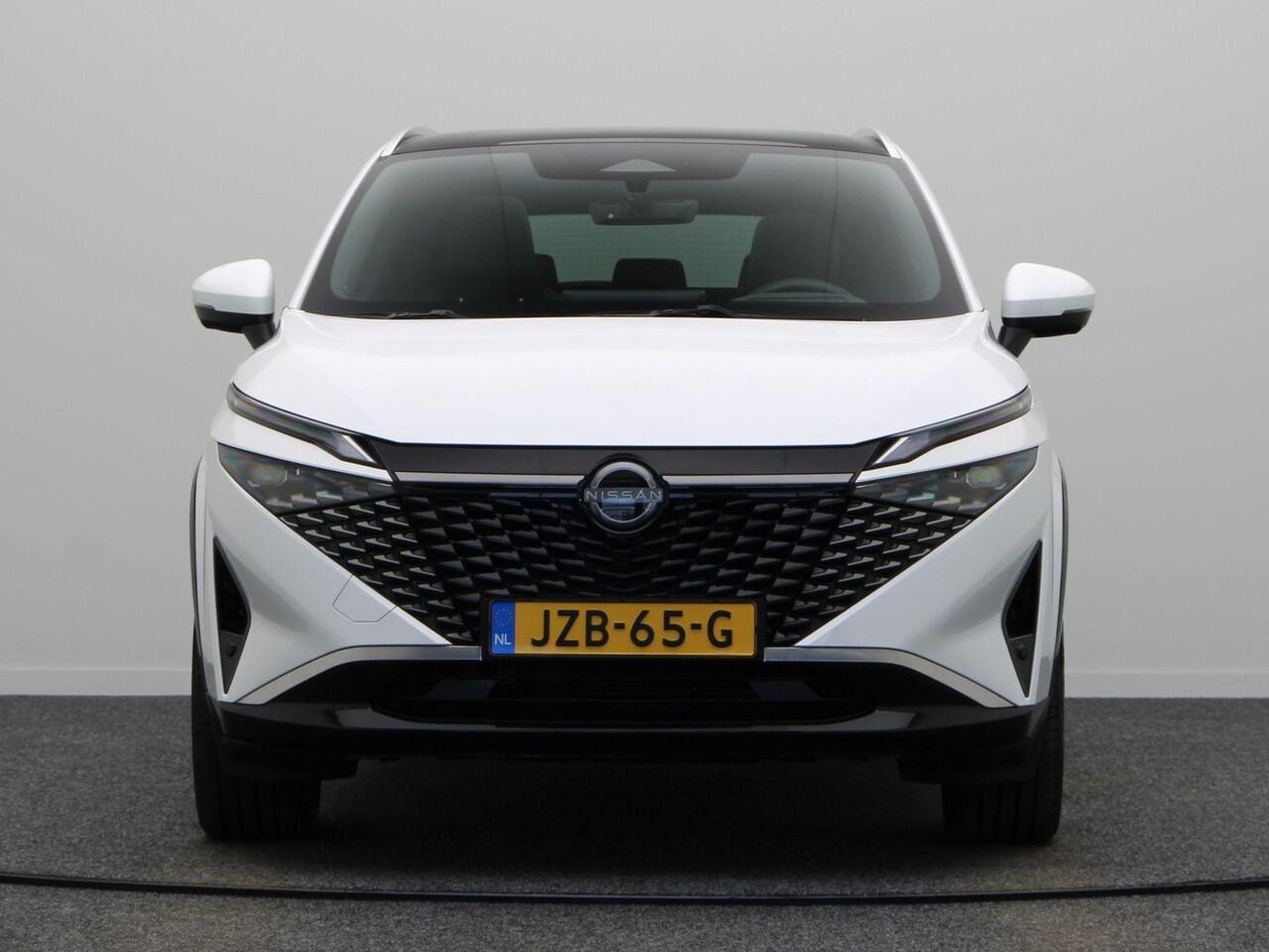 Nissan QASHQAI 158pk MHEV Xtronic Tekna Plus | Panorma dak | Lederen bekleding | BOSE audio | Rondomzicht camera | Sfeerverlichting | Pilot Assist | 1800KG trekgewicht! |