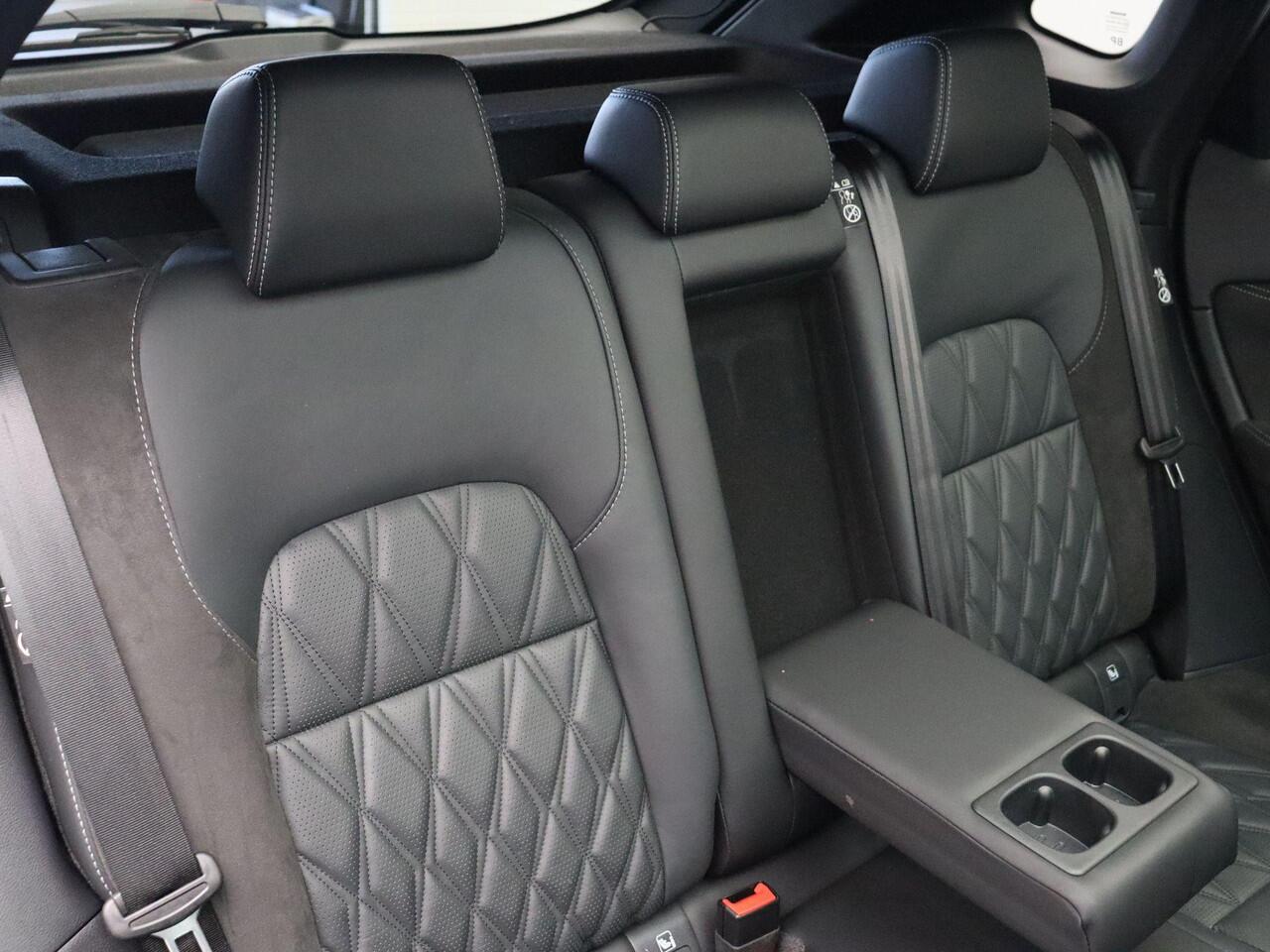 Nissan QASHQAI 158pk MHEV Xtronic Tekna Plus | Panorma dak | Lederen bekleding | BOSE audio | Rondomzicht camera | Sfeerverlichting | Pilot Assist | 1800KG trekgewicht! |