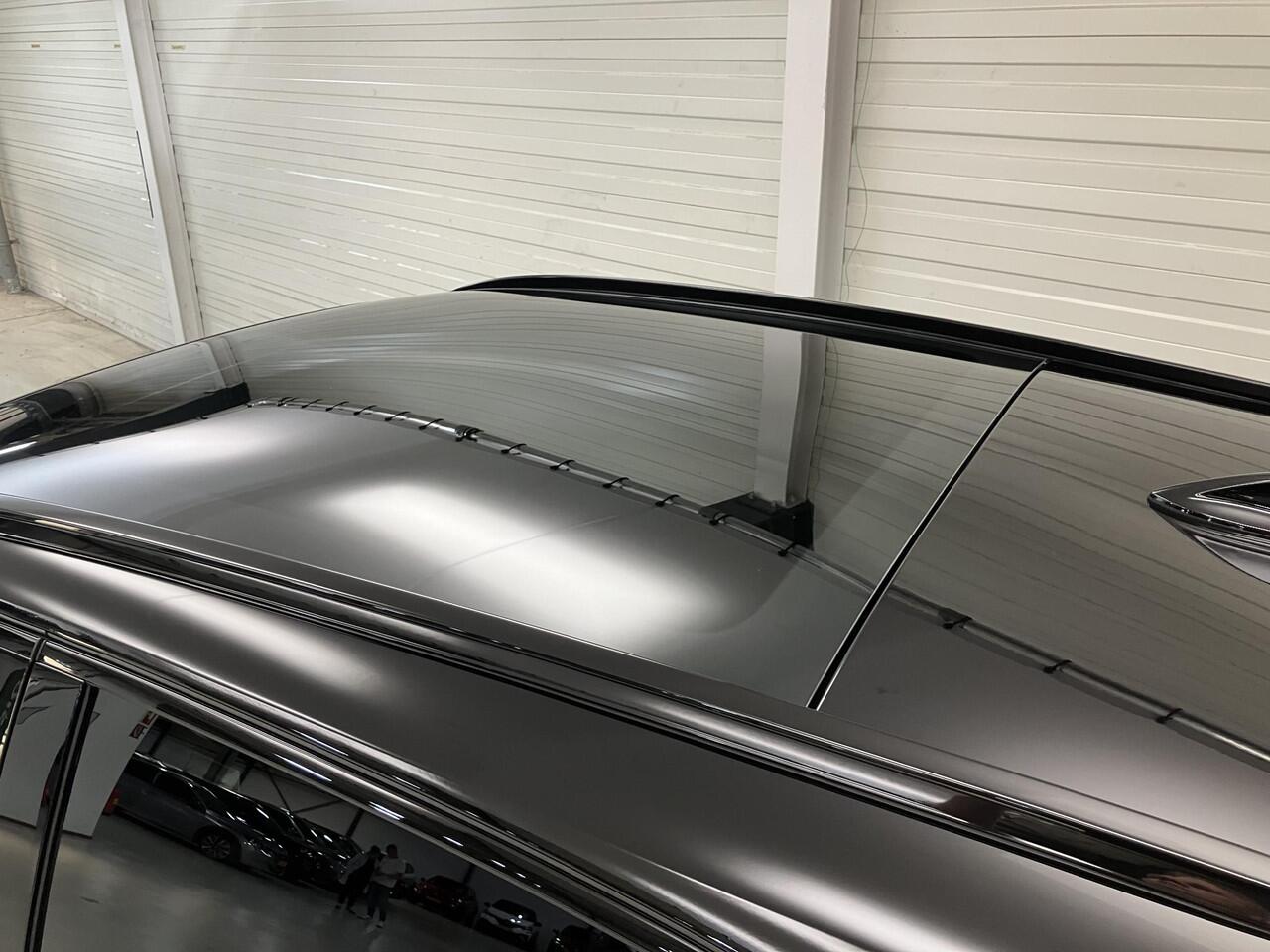 Nissan QASHQAI 1.3 MHEV Xtronic N-Design / ¤5000,- Nissan Voorraadvoordeel / Nieuw uit Voorraad Leverbaar / Panoramadak / Stoel- en Stuurverwarming / Verwarmde Voorruit /