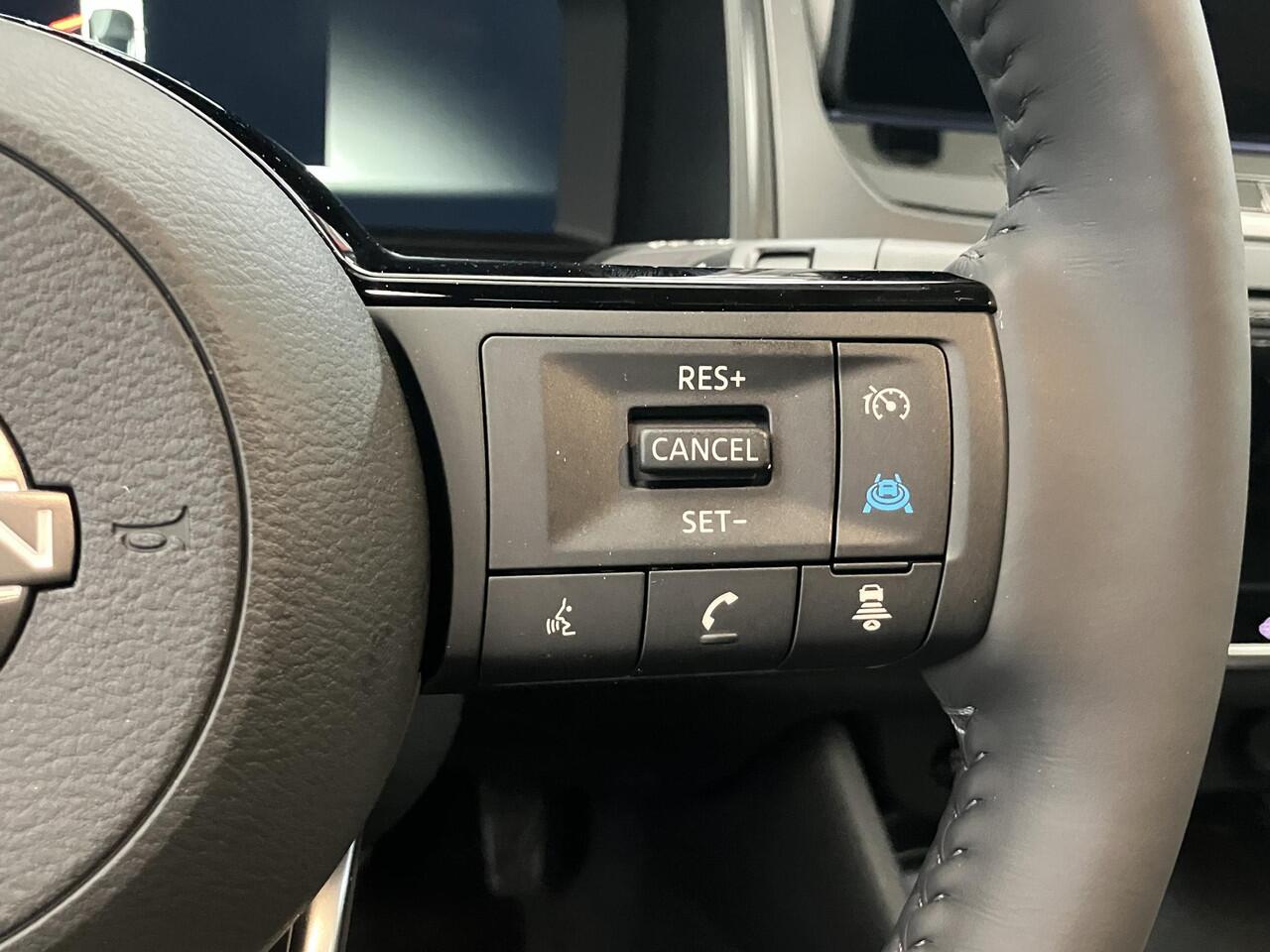 Nissan QASHQAI 1.5 e-Power Tekna / Demonstratieauto / Trekhaak / All Seasonbanden / Google Maps Navigatie / 360 Graden Camera / Adaptive Cruise Control / Lederen Bekleding / Climate Control / Elektrische Stoelverstelling met Geheugenfunctie / Elektrische Kofferbak /