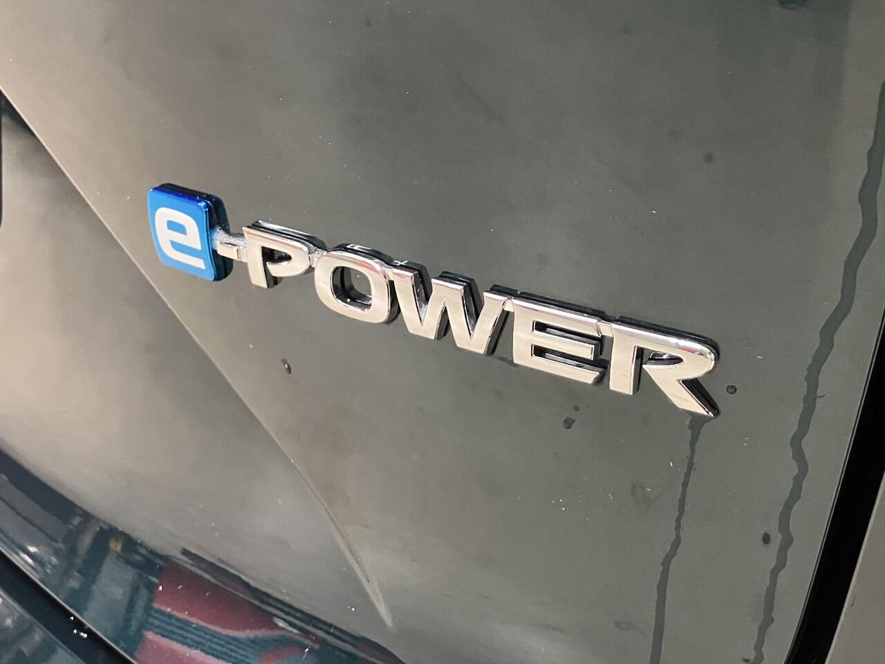 Nissan QASHQAI 1.5 e-Power Tekna / Demonstratieauto / Trekhaak / All Seasonbanden / Google Maps Navigatie / 360 Graden Camera / Adaptive Cruise Control / Lederen Bekleding / Climate Control / Elektrische Stoelverstelling met Geheugenfunctie / Elektrische Kofferbak /