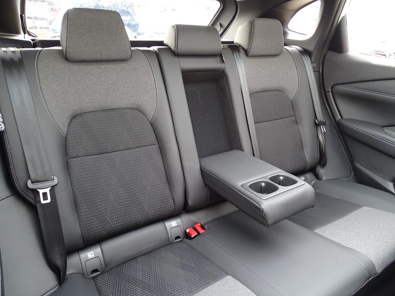 Nissan QASHQAI 1.3 MHEV Xtronic N-Connecta COLD PACK / PANORAMISCH GLAZEN DAK / METALLIC LAK
