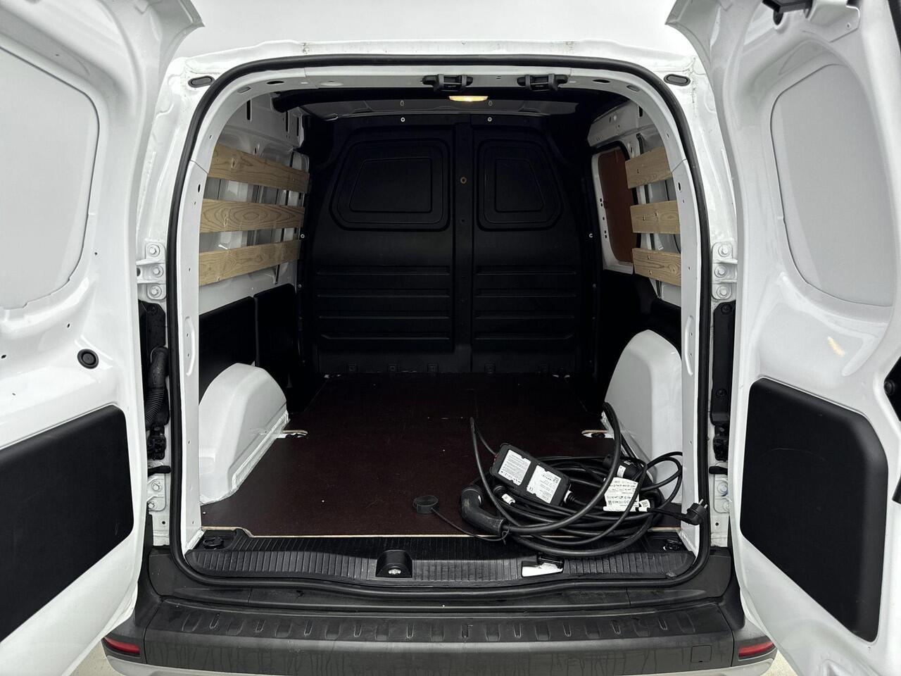 Nissan Townstar N-Connecta L1 44 kWh | Achteruitrijcamera | Parkeersensoren | Climate Control