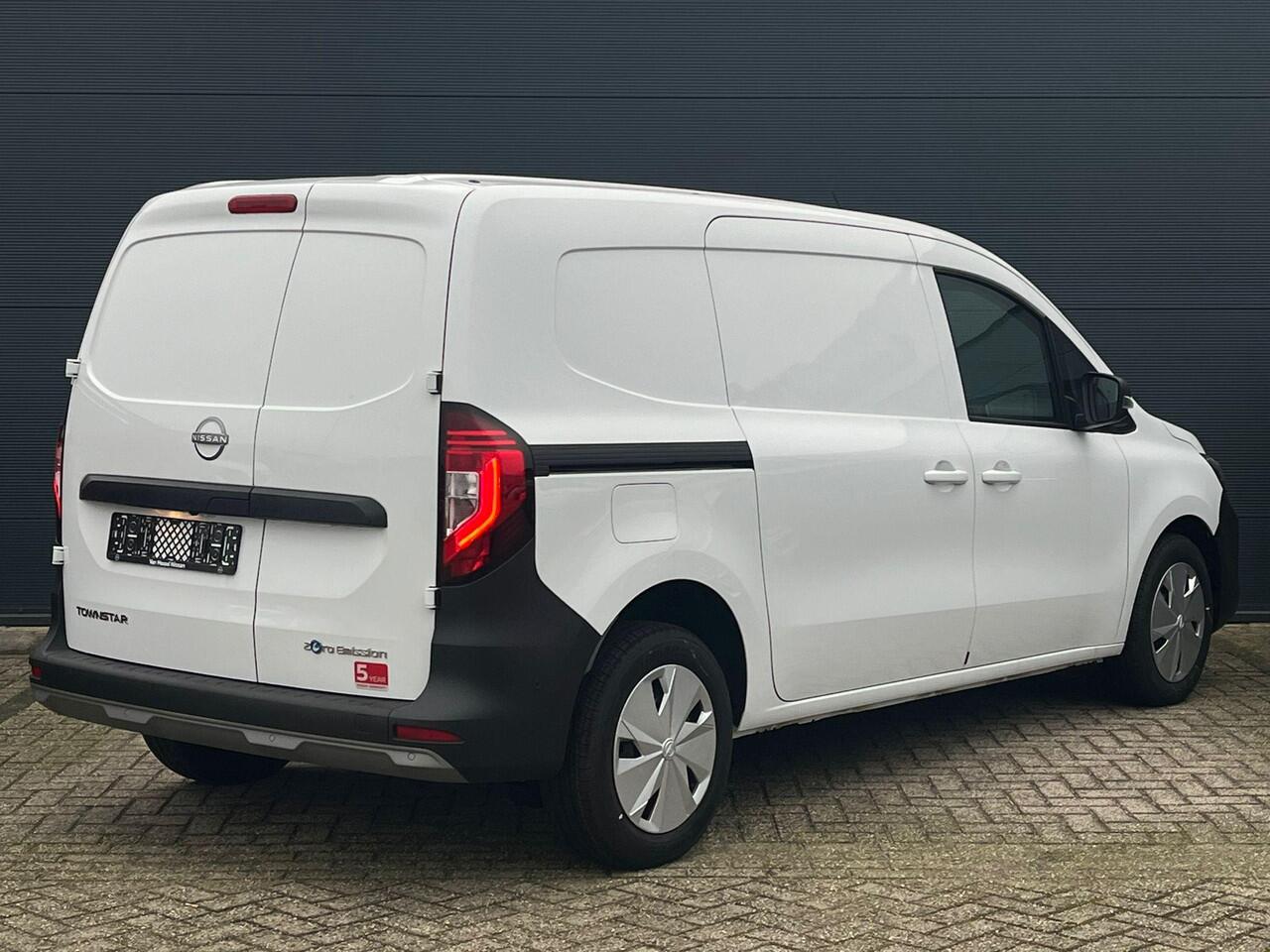 Nissan Townstar N-Connecta L2 45 kWh 123PK | 0,0% rente financiallease | Achteruitrijcamera + Parkeersensoren | Cruisecontrol | Licht-, regensensor | Climate Control | Apple CarPlay & Android Auto