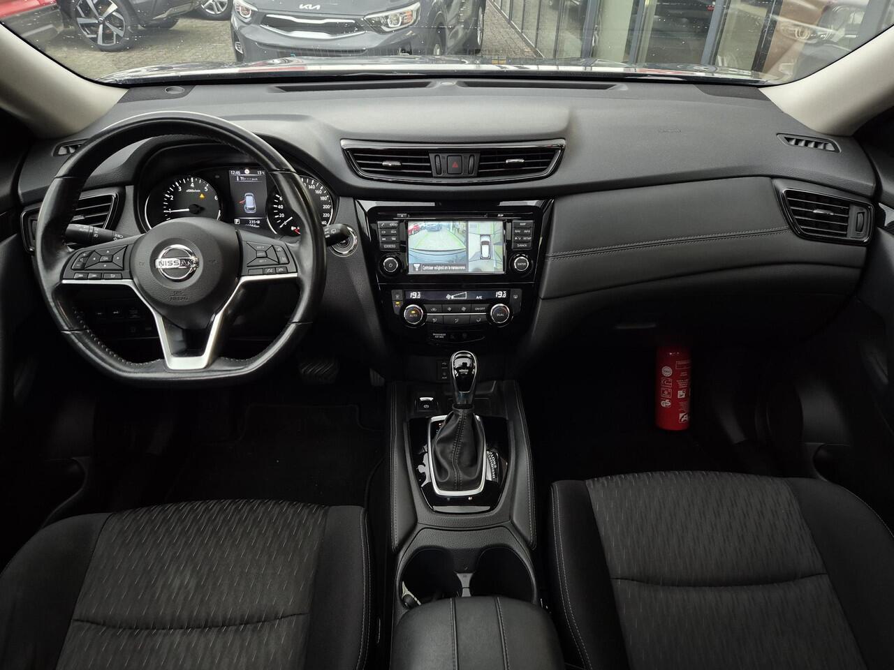 Nissan X-TRAIL 1.3 DIG-T N-Connecta | Trekhaak | Panoramadak |