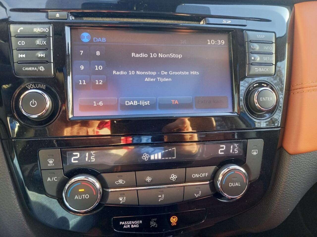 Nissan X-TRAIL 1.3 DIG-T TEKNA PREMIUM LEATHER