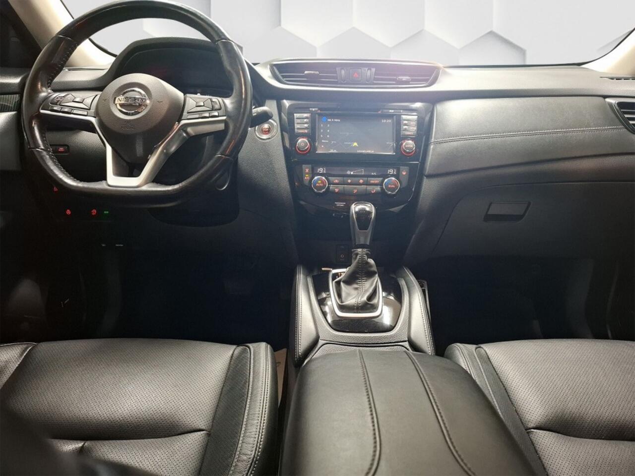 Nissan X-TRAIL 1.3 Dig. Bussines Edition. Alle optie's Full Leder, Panodak, , Nav, Cruise, Cam, Chrome, enz. Nieuwstaat