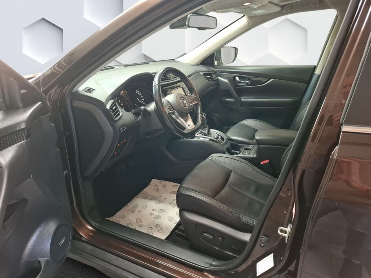 Nissan X-TRAIL 1.3 Dig. Bussines Edition. Alle optie's Full Leder, Panodak, , Nav, Cruise, Cam, Chrome, enz. Nieuwstaat