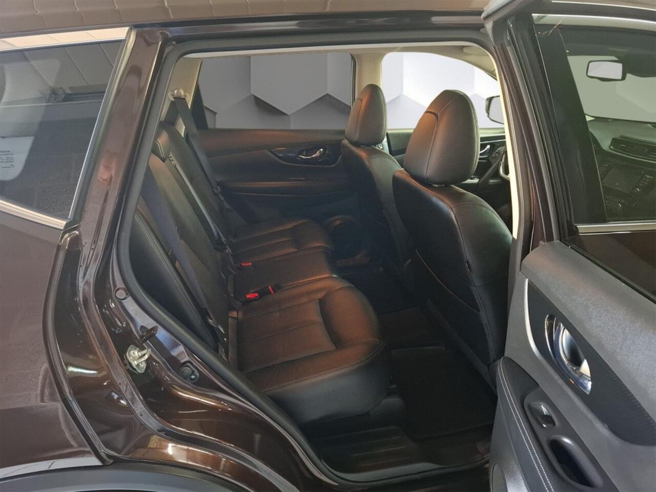 Nissan X-TRAIL 1.3 Dig. Bussines Edition. Alle optie's Full Leder, Panodak, , Nav, Cruise, Cam, Chrome, enz. Nieuwstaat