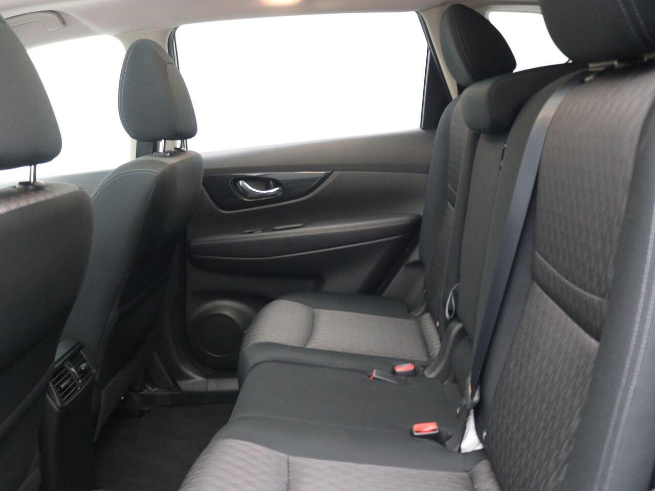 Nissan X-TRAIL 1.3 DIG-T N-Tec / 1ste Eigenaar / Trekhaak / 1500KG Trekgewicht / GROOT Glazendak / LMV / Navigatie / Historie aanwezig /