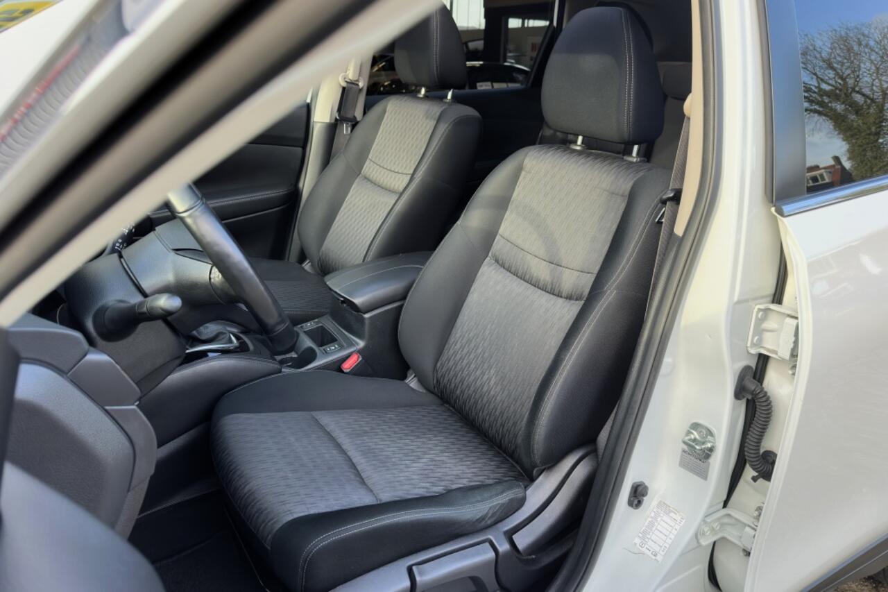 Nissan X-TRAIL 1.3 DIG-T N-Conn.7p.