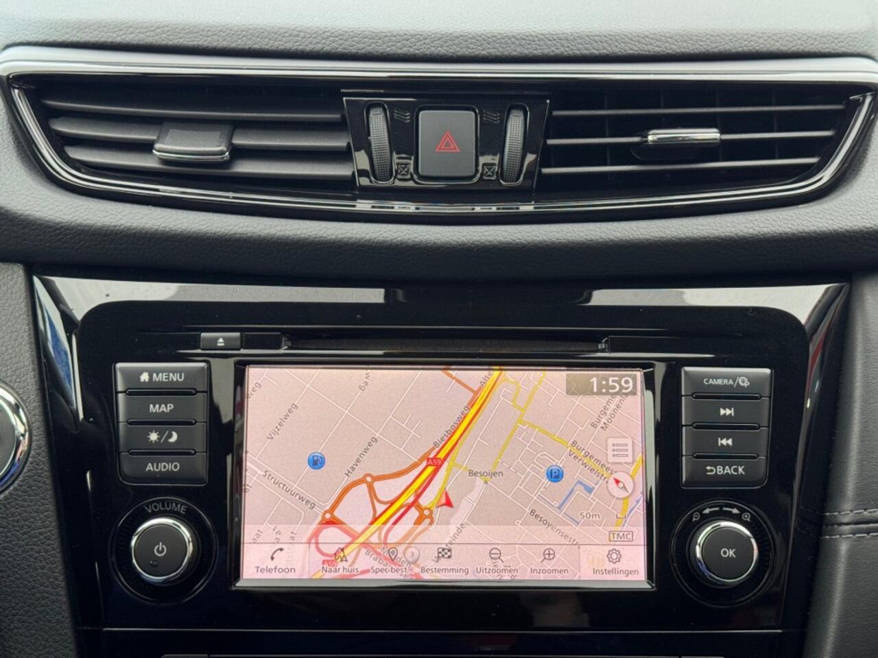 Nissan X-TRAIL 1.3 DIG-T AUT. 160PK LEER PANO-DAK NAVI TREKHAAK CAMERA AIRCO LMV