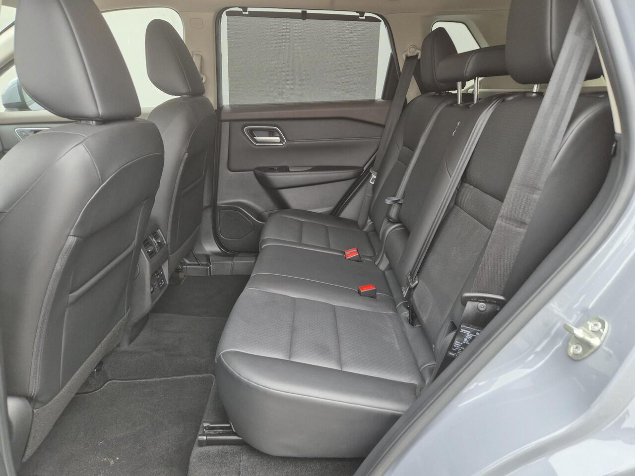 Nissan X-TRAIL 1.5 MHEV 163pk Tekna Automaat / HUD / Trekgewicht 2000 Kg / Elektrische achterklep / Apple Carplay Android Auto / Stuur-, Stoel en Achterbankverwarming / Adaptief CC / Rondomzicht camera / Voorruit verwarming /