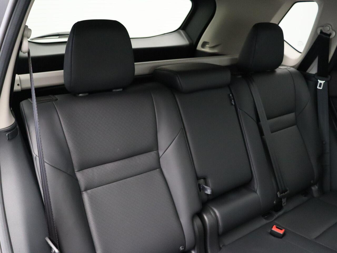 Nissan X-TRAIL 1.5 e-4orce Tekna 4WD | 1800kg Trekgewicht | Stoel, Stuur en voorruitverwarming | Head-Up Display | All Season Banden |