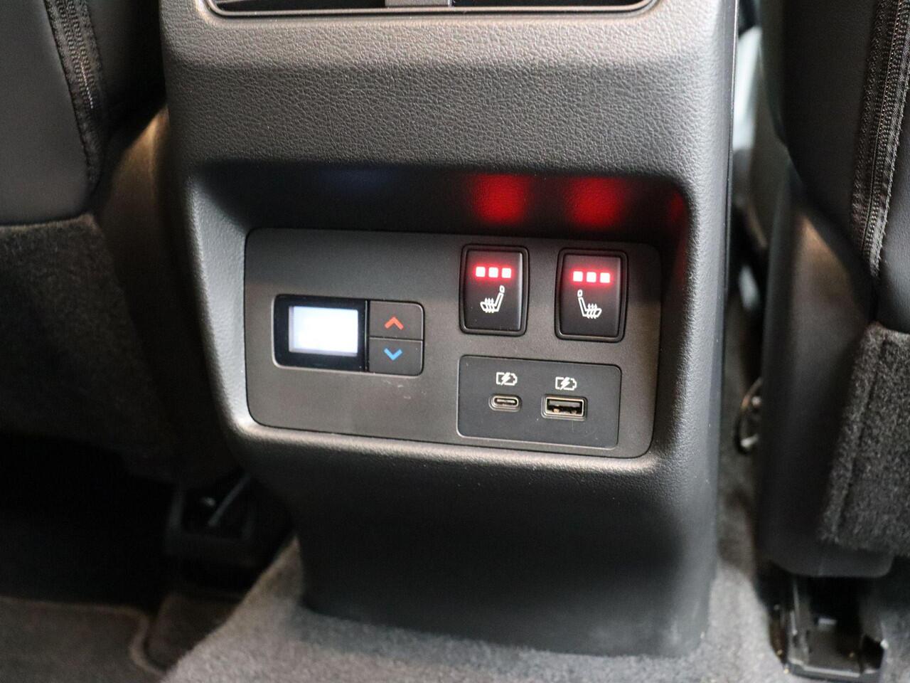 Nissan X-TRAIL 1.5 e-4orce Tekna 4WD | Lederen bekelding | Stoelverwarming voor en achterin | Bestuurder stoel met geheugen | Rondomzicht camera |