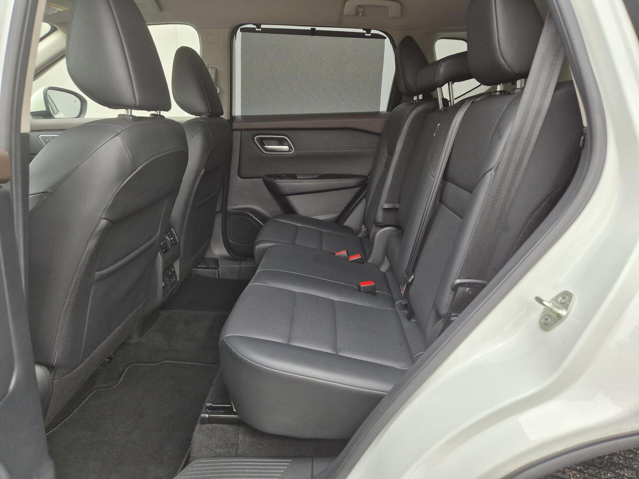 Nissan X-TRAIL 1.5 e-4orce Tekna 4WD Automaat / 1800kg Trekgewicht / HUD / Allseason banden / Elektrische achterklep Stuur-, Stoel en Achterbank verwarming / Rondomzicht camera / Adaptief CC / Voorruit verwarming / Keyless Entry/Start /