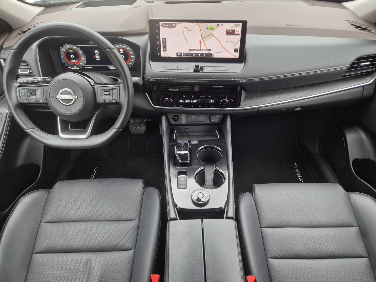 Nissan X-TRAIL 1.5 e-4orce Tekna 4WD Automaat / 1800kg Trekgewicht / HUD / Allseason banden / Elektrische achterklep Stuur-, Stoel en Achterbank verwarming / Rondomzicht camera / Adaptief CC / Voorruit verwarming / Keyless Entry/Start /