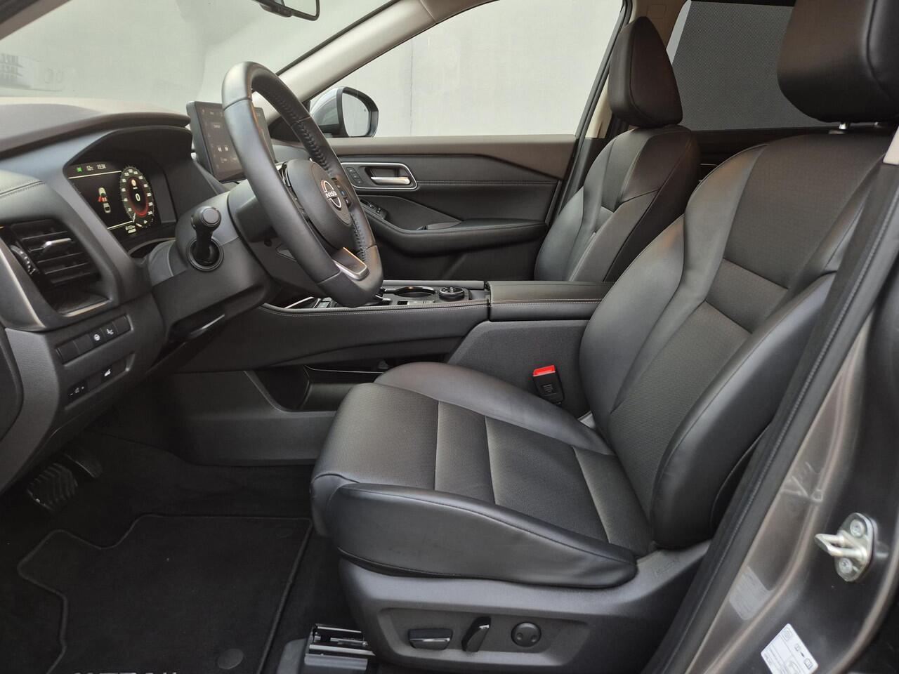 Nissan X-TRAIL 1.5 e-4orce Tekna 4WD Automaat / Fabrieksgarantie tot 05-2027 / Allseason banden / Trekgewicht 1.800 Kg / Head Up Display / Stuur-, Stoel en Achterbank verwarming / Adaptief CC / Elektrische achterklep /