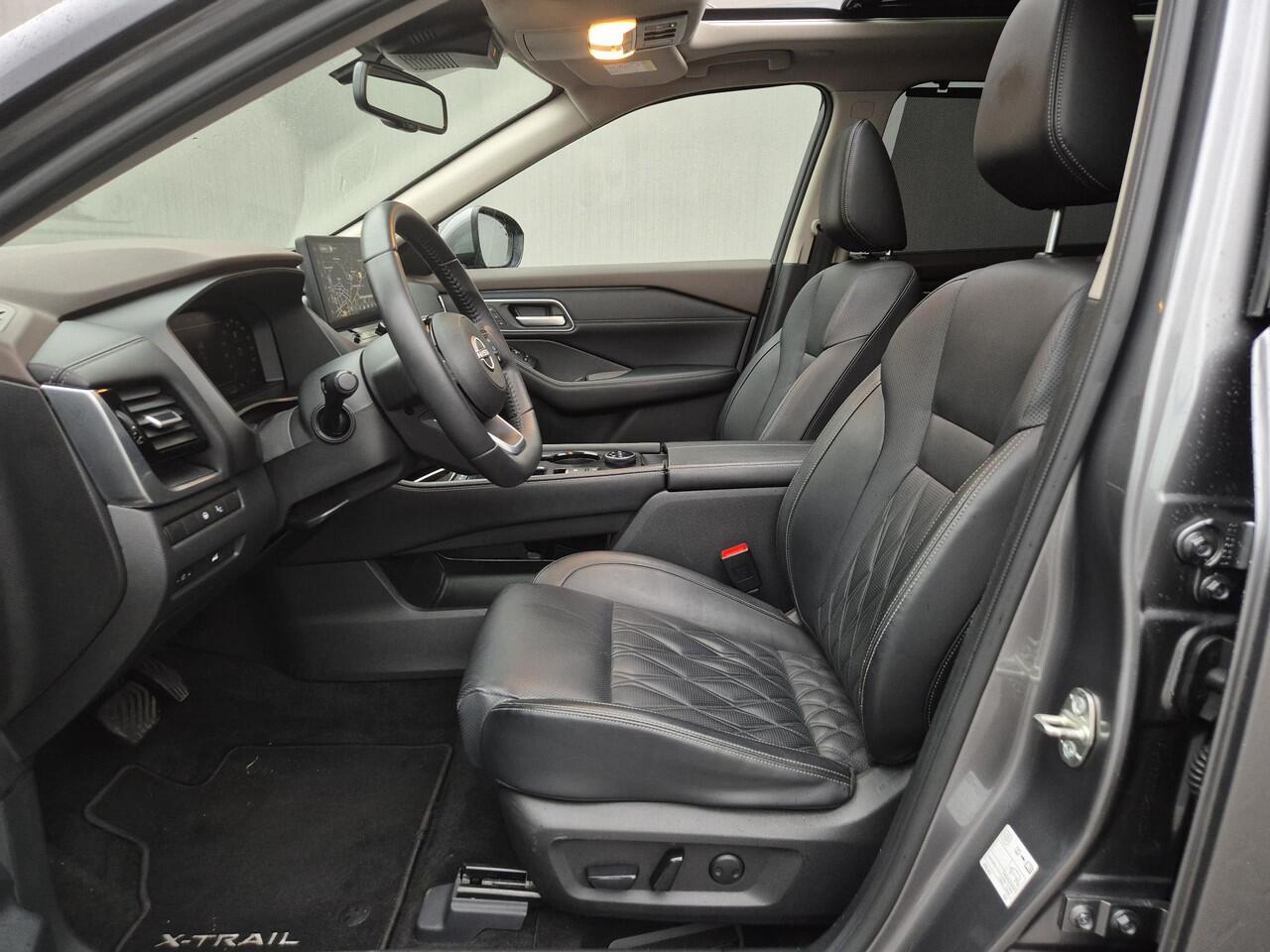 Nissan X-TRAIL 1.5 e-4orce Tekna Plus 4WD 7p. Automaat / 7 Persoons / Allseason banden / Panoramadak / HUD / Stuur-, Stoel en Achterbank verwarming / Trekgewicht 1650 kg / Rondomzicht camera / Elektrische achterklep /