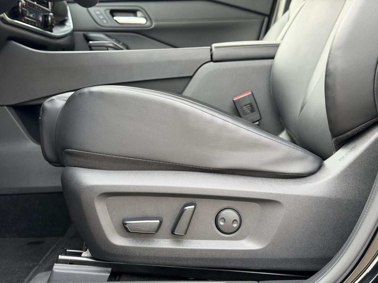 Nissan X-TRAIL 1.5 e-4orce Tekna 4WD / Fabrieksgarantie tot 10-2027 / Trekgewicht 1800 Kg / Elektr. achterklep / Elektr. Stoelen met Massage / Dodehoek Detectie / Apple Carplay & Android Auto / Stuur & Stoel en achterbankverwarming / Adaptief CC / 360 ° camera / Voorru