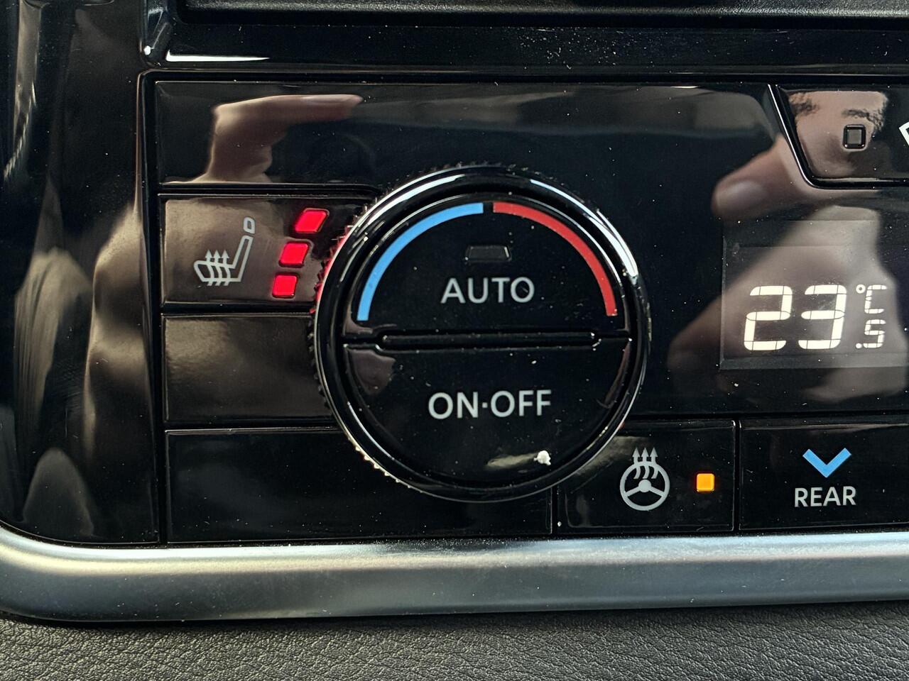 Nissan X-TRAIL 1.5 e-4orce Tekna 4WD / Adaptief Cruise Control / Stoel & Stuurverwarming / Voorruitverwarming / Elektrische Stoelen met Geheugen / Elektrische Achterklep / All Season Banden / Navigatie / 360 Graden Camera / Achterbank Verwarming / Apple Carplay & Androi