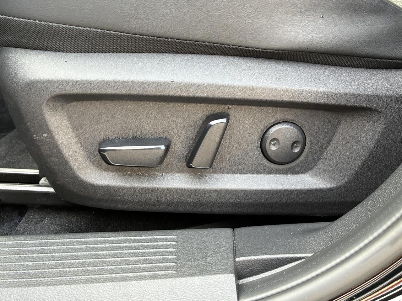 Nissan X-TRAIL 1.5 e-4orce Tekna 4WD / Adaptief Cruise Control / Stoel & Stuurverwarming / Voorruitverwarming / Elektrische Stoelen met Geheugen / Elektrische Achterklep / All Season Banden / Navigatie / 360 Graden Camera / Achterbank Verwarming / Apple Carplay & Androi